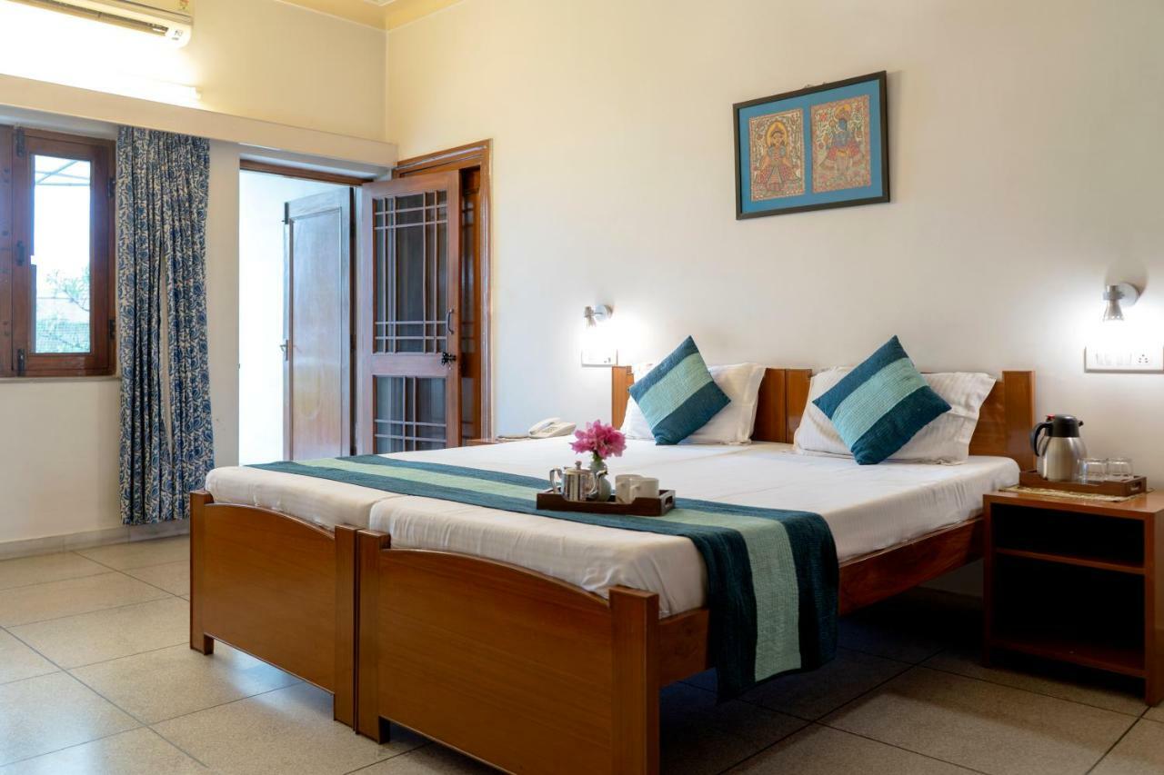 Giri Homestay By Vista Rooms Jaipur Eksteriør bilde