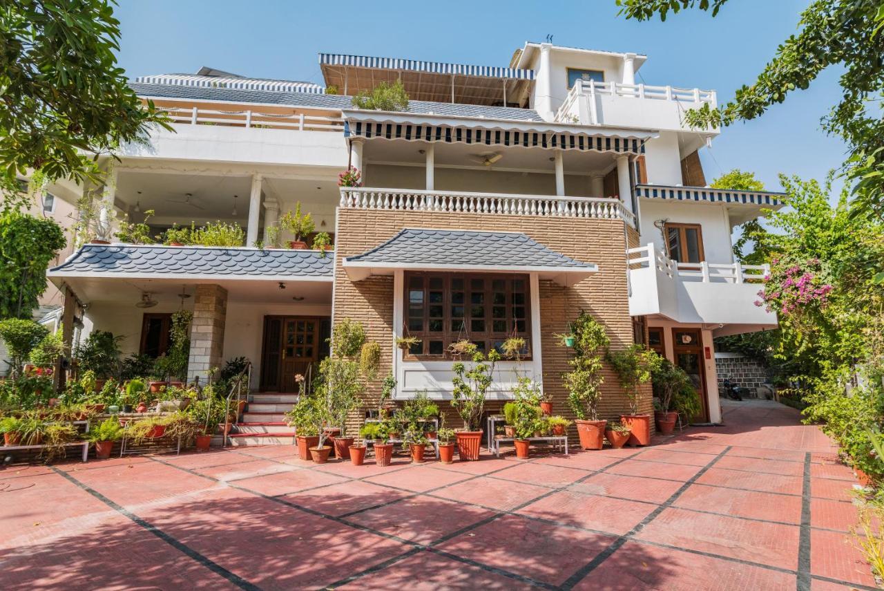 Giri Homestay By Vista Rooms Jaipur Eksteriør bilde