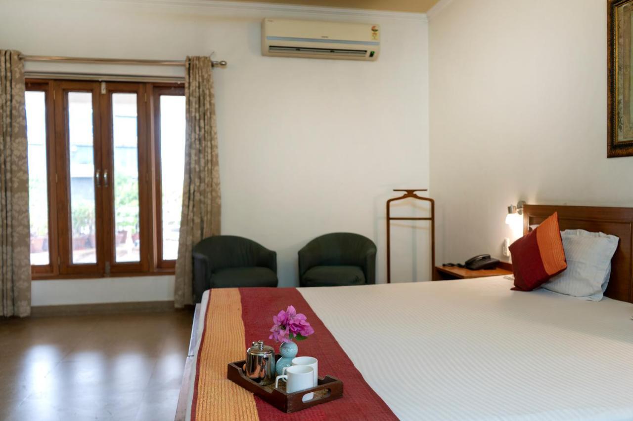 Giri Homestay By Vista Rooms Jaipur Eksteriør bilde
